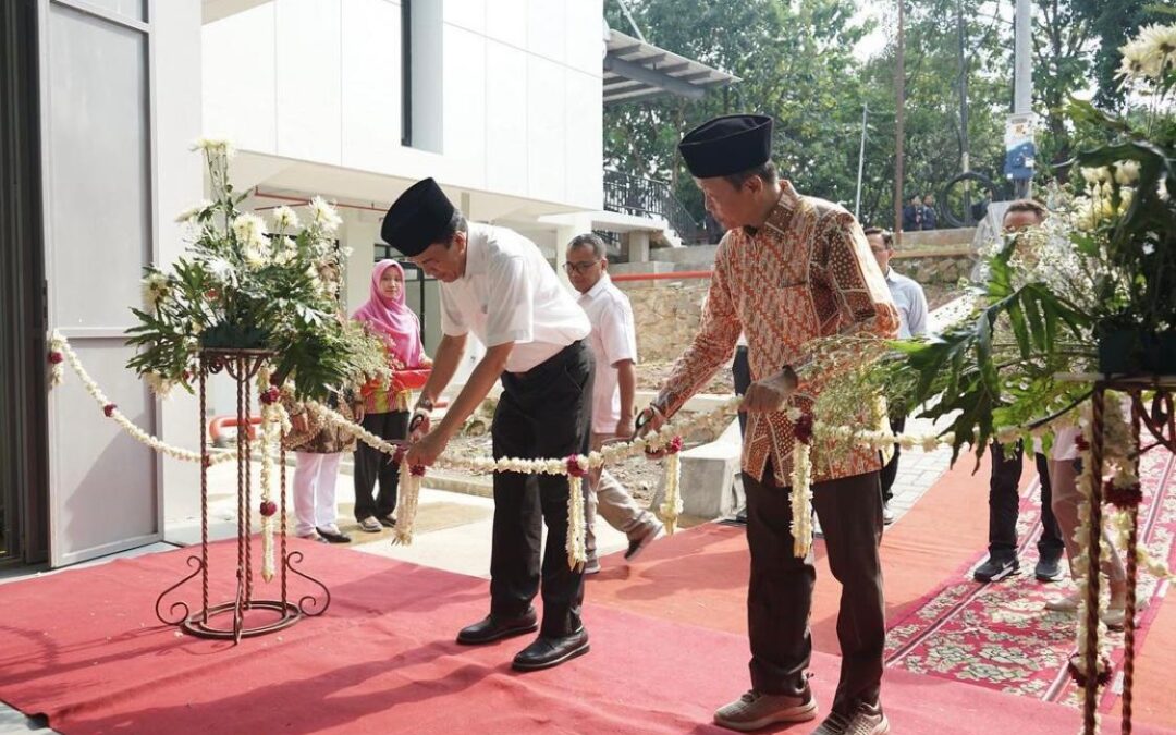 Peresmian Gedung Teaching Factory Sekolah Vokasi Undip