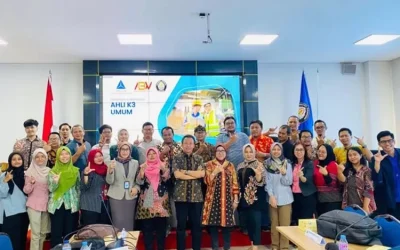 Enhancing Professionalism, Vocational School Lecturers at Undip Equipped with K3 Certification