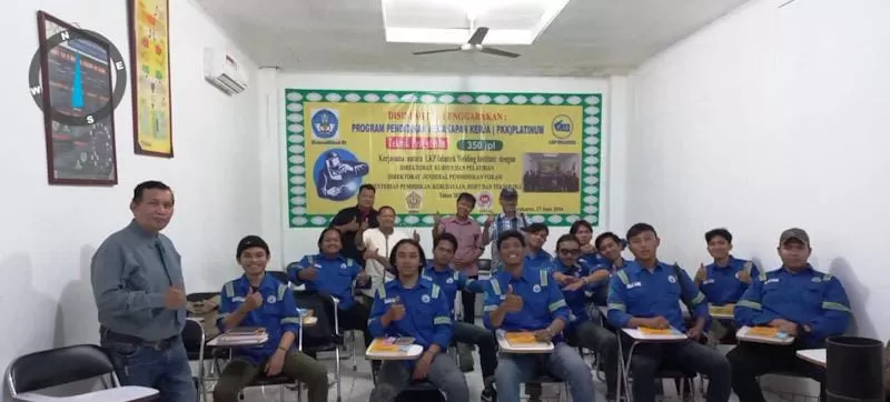 TRKP SV Undip Students Undergo Professional Welding Certification Training