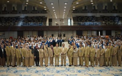Sekolah Vokasi Undip Perkenalkan Layanan Halo Dekan di PKKMB 2025