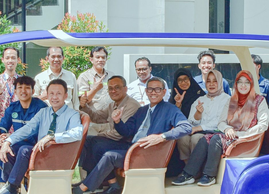 Vokasi UNDIP Hadirkan Buggy Car Surya, Terobosan Transportasi Ramah Lingkungan